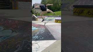 I love back side flip backside kickflip skate [upl. by Eshman]