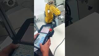 🤖 Fanuc manipulator robot controled by teach pendant robot robotics fanuc manipulator control [upl. by Melisse]