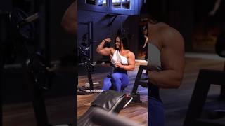 Melinda Lindmark Showing Her Biceps  Female Arm Workout female [upl. by Cornelia]