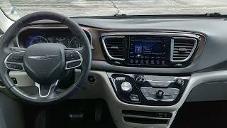 2017 Chrysler Pacifica RR335A [upl. by Brey748]