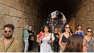 جولة مشي في مدينة جبيل الجميلة والرائعة اقدم مدينة على ساحل المتوسط Walking in byblos city [upl. by Yrahk]