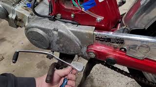 How to remove flywheel from motorcycle Honda CL 70 [upl. by Akenit]