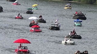 Schwimmwagen Amphibcar OldtimerTreffen in TrabenTrarbach Mosel 2014 [upl. by Arateehc326]