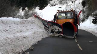 déneigement CG 38 Route de Villard Reculas [upl. by Ader840]