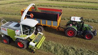 Claas amp Fendt grass silage [upl. by Nivlag]