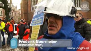 Demonstratie tegen gaswinning op Martinikerkhof [upl. by Safire]