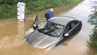 Unbelievable DEEP FLOOD  Vehicles vs Flooded Fords compilation  114 [upl. by Henn133]