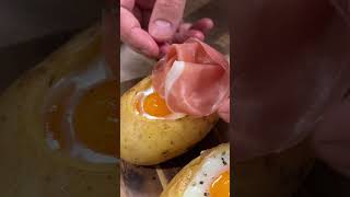 🥔 PATATE al CARTOCCIO ripiene di UOVA e PROSCIUTTO CRUDO🔥🔥 Shorts adv [upl. by Ennayt]