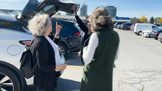 Woman targeted by distraction theft in Ottawa parking lot warns others [upl. by Bruis]