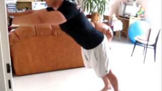 TRICEPS  Extension des triceps contre un mur [upl. by Tihw]