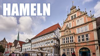 Hameln Altstadt Rattenfänger Glockenspiel Fachwerkhäuser Niedersachsen Deutschland [upl. by Suiravad534]