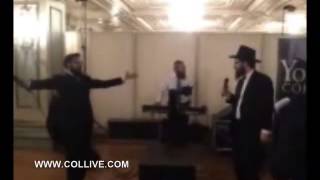 Benny Friedman sings at a wedding when the electricity goes out [upl. by Hardan]