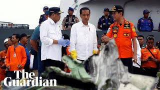 Lion Air crash divers continue to search sea for bodies and plane [upl. by Leann486]