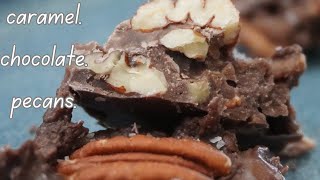 Easy Chocolate Caramel Turtles for the Holidays [upl. by Millda]