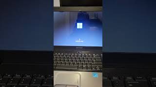 Reinstalling Windows 11 23H2 on a Intel Core 2 Duo T6600 on a Compaq Presario CQ61 episode 1 [upl. by Lorrie]