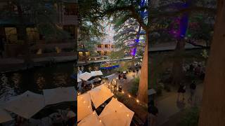 Celebrate the Holidays on the Riverwalk in San Antonio Texas  Brenners on the sanantonioriverwalk [upl. by Gasperoni]