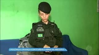 Criança com farda do Bope e arma de pressão gera polêmica [upl. by Bicknell]