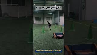 Control Training ⚽️ first touchopen controlfootball master academy👍 [upl. by Vallery]