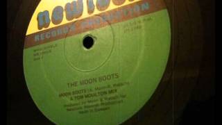 The Moon Boots  Moon Boots  Tom Moulton Mix [upl. by Birkner]