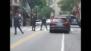 Motorista foge em carro blindado após atropelar motociclistas e um Policial em São Paulo [upl. by Ellecram623]