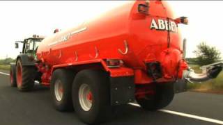 abbey machinery s Supper Tanker Range trailing shoe splash plate band spreader and injector [upl. by Breban]