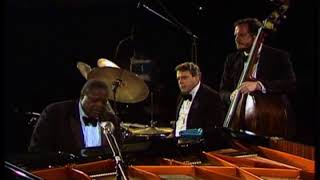 Петерсон Oscar Peterson The Berlin Concerto [upl. by Adamik]