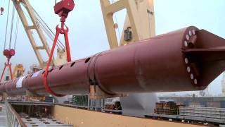 loading 600 tons jack up legs into mv lone heavy lift vessel rhb stevedoring rotterdam [upl. by Ulland]