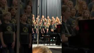 R  “Stodola Pumpa” Honor Choir 31019 [upl. by Weider]