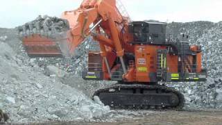 Hitachi EX8000 Excavator in Australia  Hitachi EX80006 [upl. by Eissirc]