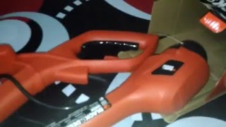 BLACKDECKER GL250 250W Electric Grass Strimmer [upl. by Yzmar]