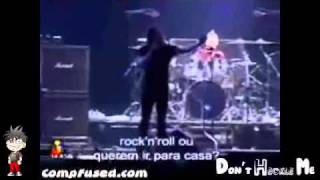 Nickle Back Gets Heckled and Stoned Off Stage in Portugal HECKLE [upl. by Henn]