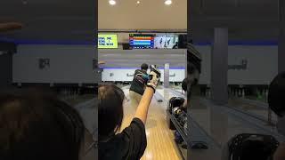 ’내 사랑을 받아라샷‘ bowling brunswickbowling 볼링 볼링동영상 brunswick 볼링선수 볼링자세 좋아요 [upl. by Publia]