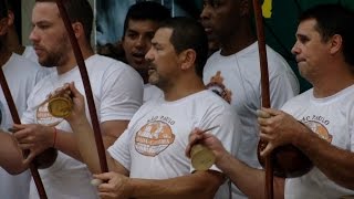 ABADÃ CAPOEIRA  BATIZADO E TROCA DE CORDAS 2016  MESTRANDO PEIXE CRU  SÃƒO PAULO SP [upl. by Gokey656]