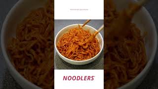 Shin Ramen Kimchi Instant Noodles Review Nongshim Shin Ramyun 신라면 김치 농심 Korean Food 🇰🇷 [upl. by Assiroc]