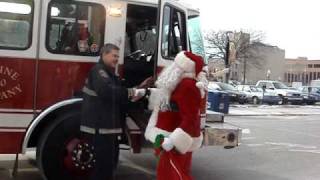 Santa Claus Comes to Town in a Fire Truck [upl. by Hackathorn]