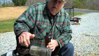 FatBeeMan 1 Minute Tip Wintergreen Oil kills Mites [upl. by Elleval]