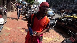 Avoid This Guy In India  Crazy Beggar [upl. by Mailiw]