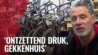 Drukte bij fietsenmaker VanMooffiets kan eindelijk gerepareerd [upl. by Felita968]