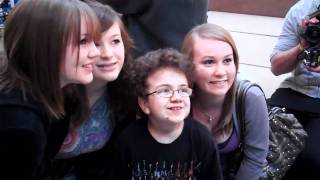 quotKeenan Cahill at the Mallquot  Keenan Interacts with the Fans After a Performance Part5 [upl. by Tryck682]