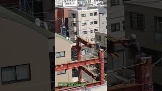 A look at Japanese earthquake proof building constructions [upl. by Chem]