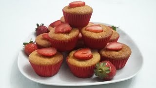 Muffins Rellenos con trocitos de Frutillas [upl. by Arymahs877]