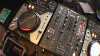 Video 4 The in loop samlper on the DJM400 mixer [upl. by Ahsenad]