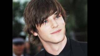 GASPARD ULLIEL [upl. by Llerrehc]