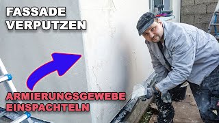 Fassade verputzen mit Gewebe  Das Einspachteln von Armierungsgewebe [upl. by Dottie]