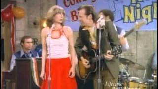 Laverne amp Shirley  Laverne and Lenny sing quotThe Lookquot [upl. by Ebaj964]