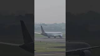 Vistaras boeing 787s takeoff airforce india airindia planespotting airport vistaraindia [upl. by Anos125]