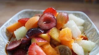 einfacher saisonaler Obstsalat  Rezept und Anleitung [upl. by Artenehs]