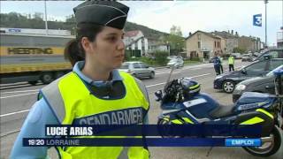 Sécurité  La Gendarmerie recrute [upl. by Shama]