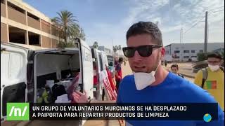 5112024 Un grupo de voluntarios murcianos reparten en Paiporta productos de limpieza [upl. by Melosa]