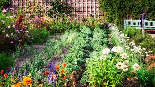 Planning a Vegetable Garden for Beginners The 5 Golden Rules 🏆 [upl. by Annaihr]